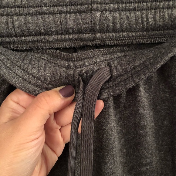 Men’s Adidas Sweatpants - M - Picture 4 of 10